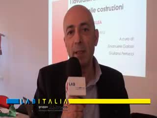 Immigrati, in edilizia i più colpiti dalla crisi 