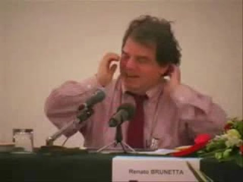 Videoflop di Renato Brunetta sui certificati di malattia on line