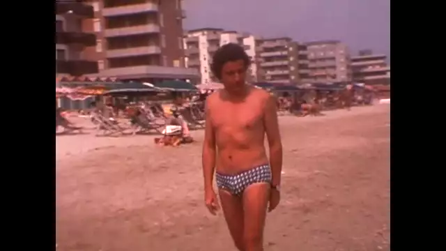Fondo Antonio Ferrian - Vacanze estive a Marotta 1978