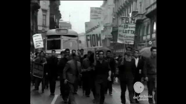 Corteo dello sciopero Borletti e Innocenti a Milano, 1965