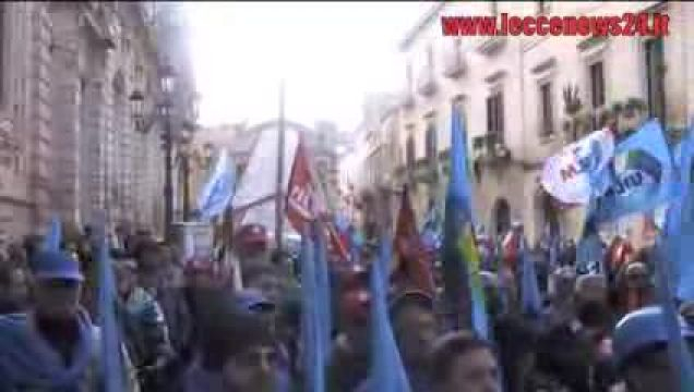 Lecce: Sciopero Nazionale Generale, CGIL e UIL in piazza